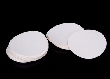 China 0.65 - 0.75mm Ashless Filter Paper Sheets Lab Grade Long Term Filtration supplier